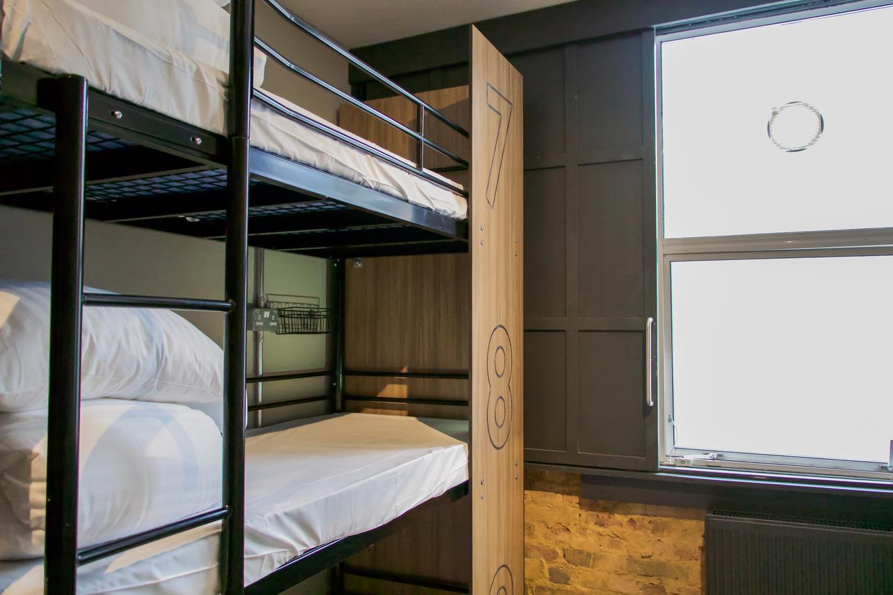 Bett im gemischten Schlafsaal mit 9 Betten